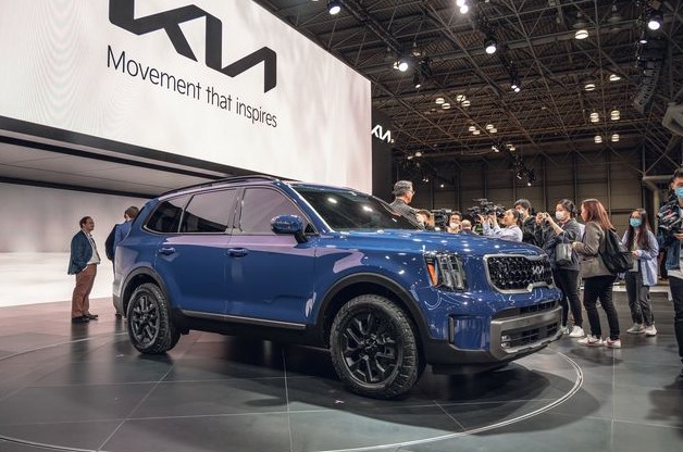 2024 Kia Telluride Hybrid and Electric Reviews