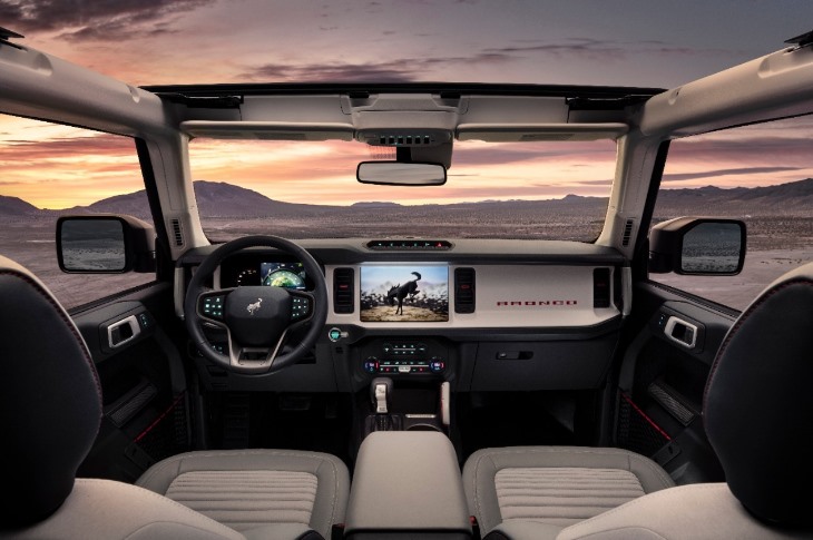 2025 Ford Bronco: Specs, Concept, and Powerful Engine