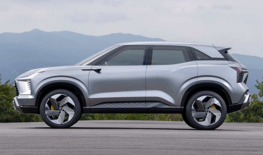 2022 Mitsubishi XFC Concept and Specs