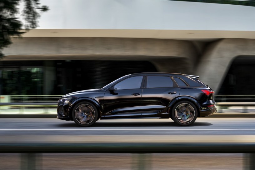 Audi SQ8 e-tron quattro 2024: Release Date, Specs, and Prices