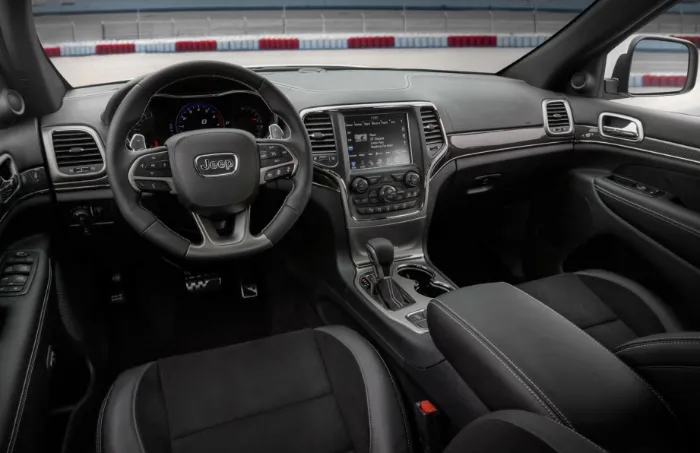 Jeep Grand Cherokee SRT 2025: Release Date and Redesign