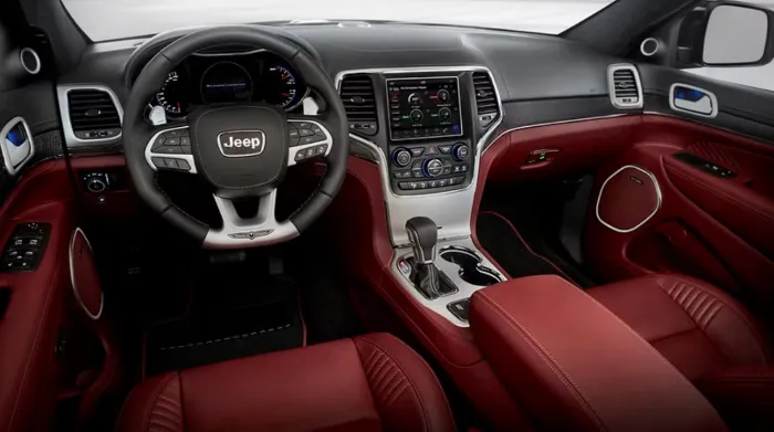 Jeep Trackhawk 2025: Cost. Specs, and Colors