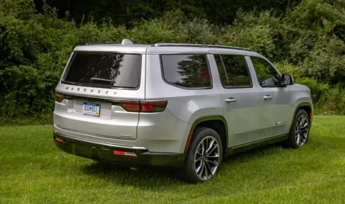 Jeep Wagoneer 2025: Price, Specs, Release Date, and Pics