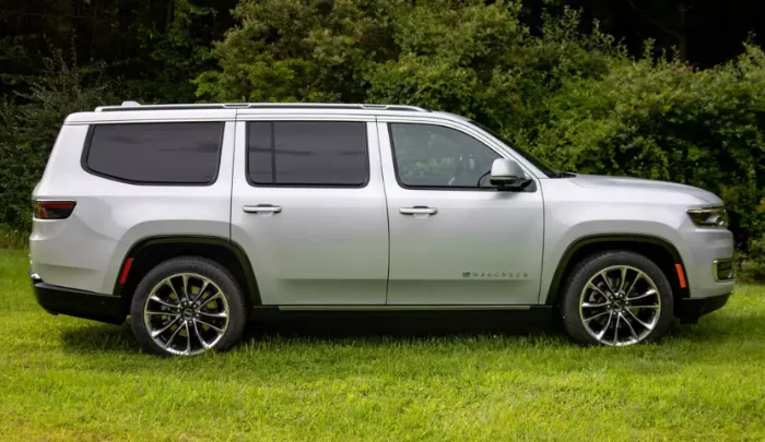 Jeep Wagoneer 2025: Price, Specs, Release Date, and Pics