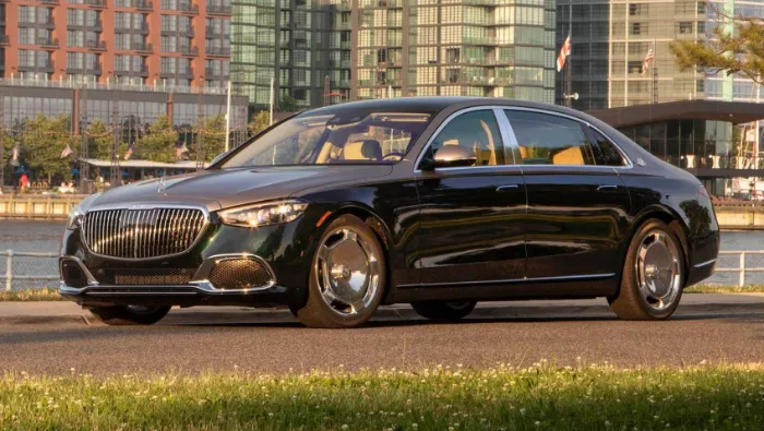 Mercedes-Benz Maybach 2025: Price, Redesign, and Colors