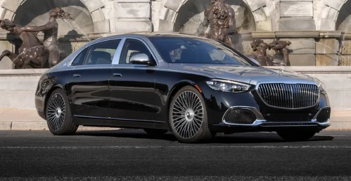 Mercedes-Benz Maybach 2025: Price, Redesign, and Colors