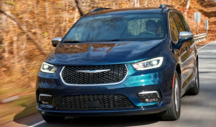 New 2025 Chrysler Pacifica Release Date, Price, & Hybrid